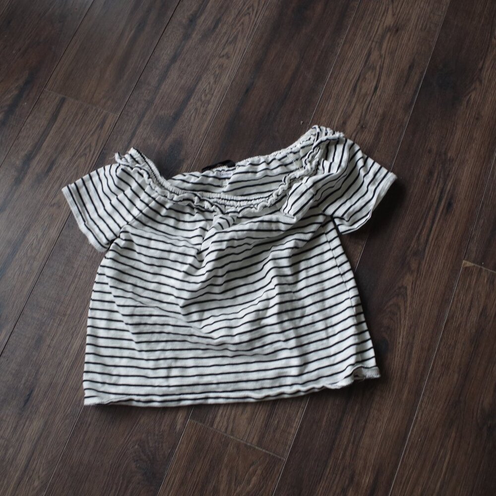 Cute Cropped Stripped Ladies Shirt